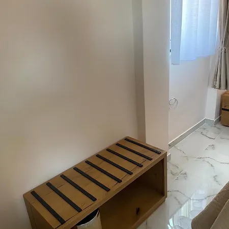 Andry's Living 1 By 8essentially * Lefkada City